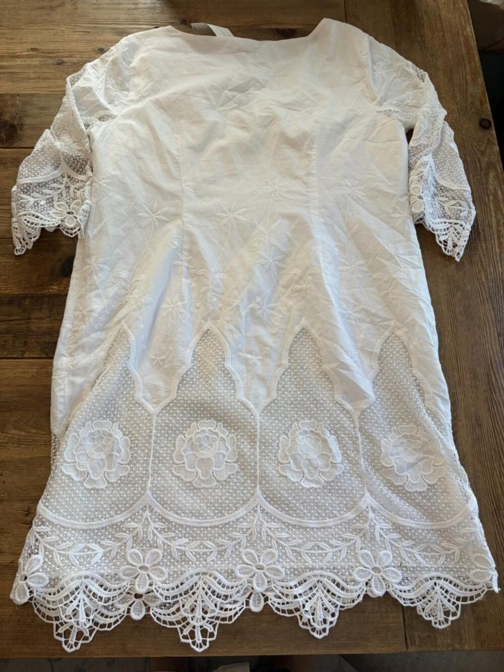 Ann Taylor Women's L NWT White Lace Eyelet Dress Scalloped Hem Bell Sleeves